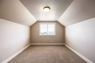 258 E Red Leaf Dr, Draper, UT 84020 - Photo 28