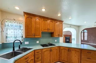 1402 Shepherd Dr, Wellington, UT 84542 - Photo 10