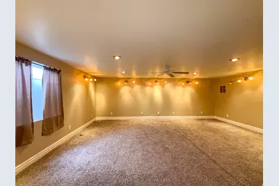 1402 Shepherd Dr, Wellington, UT 84542 - Photo 32