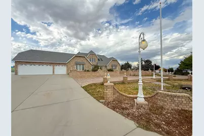 1402 Shepherd Dr, Wellington, UT 84542 - Photo 1