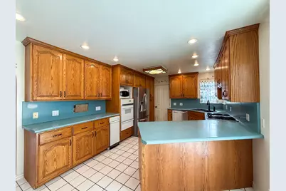 1402 Shepherd Dr, Wellington, UT 84542 - Photo 10