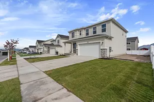 1038 W 450 S, Brigham City, UT 84302 - Photo 2