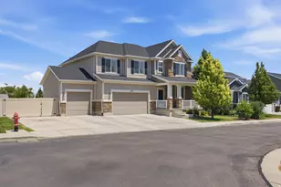 5732 W Yukon River Ln S, Herriman, UT 84096 - Photo 2