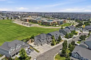5732 W Yukon River Ln S, Herriman, UT 84096 - Photo 4