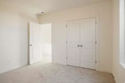 5233 S Paramount Dr, Riverdale, UT 84405 - Photo 104