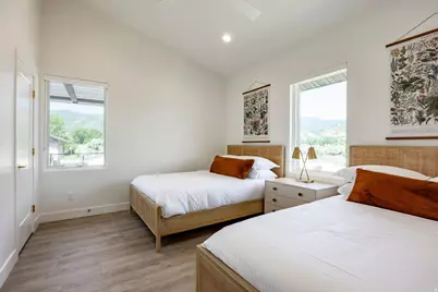 831 N Wellness Dr, Midway, UT 84049 - Photo 8