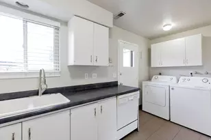 88 W 50 S, Centerville, UT 84014 - Photo 8