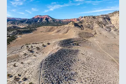 1040 W Under The Rim Rd, Tropic, UT 84776 - Photo 16