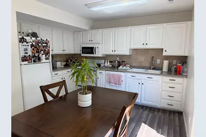 183 E 820 S, Centerville, UT 84014 - Photo 4