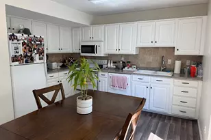 183 E 820 S, Centerville, UT 84014 - Photo 4