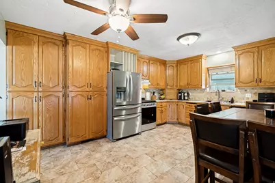 127 W 300 N, Springville, UT 84663 - Photo 2