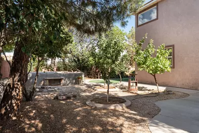 2216 Jacob Dr, Santa Clara, UT 84765 - Photo 34