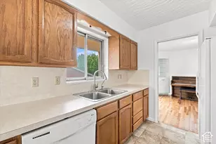 1110 E 38th St, Ogden, UT 84403 - Photo 12