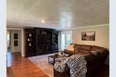 245 E 400 N, Lindon, UT 84042 - Photo 18