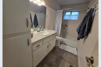 269 E 9545 S, Sandy, UT 84070 - Photo 12