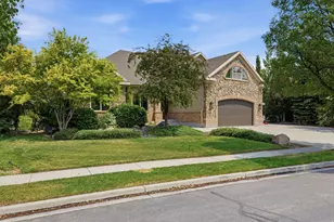 6748 W Canterbury Dr, Highland, UT 84003 - Photo 8