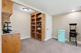 6748 W Canterbury Dr, Highland, UT 84003 - Photo 44
