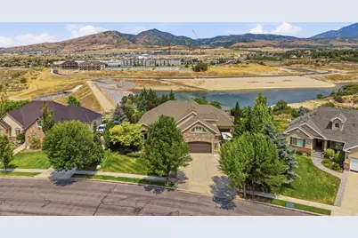 6748 W Canterbury Dr, Highland, UT 84003 - Photo 56