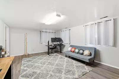 270 E 700 N, Logan, UT 84321 - Photo 24