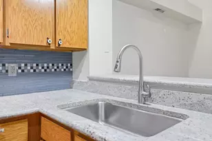 1420 W Beacon Hill Dr S, Taylorsville, UT 84123 - Photo 14