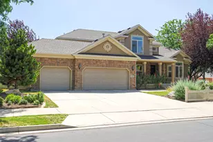 11103 S Alpine Creek Way W, South Jordan, UT 84095 - Photo 2