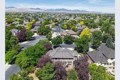 11103 S Alpine Creek Way W, South Jordan, UT 84095 - Photo 58