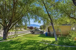 143 W Wrangler Ave, Saratoga Springs, UT 84045 - Photo 34
