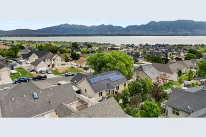 143 W Wrangler Ave, Saratoga Springs, UT 84045 - Photo 38
