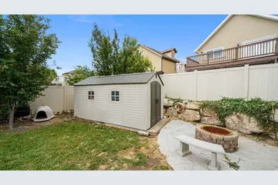 143 W Wrangler Ave, Saratoga Springs, UT 84045 - Photo 32