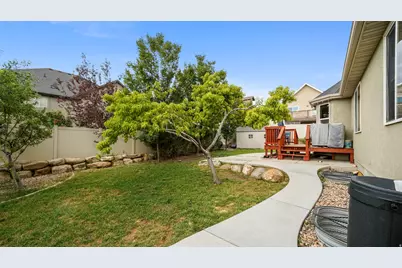 143 W Wrangler Ave, Saratoga Springs, UT 84045 - Photo 28