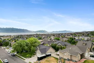 143 W Wrangler Ave, Saratoga Springs, UT 84045 - Photo 38
