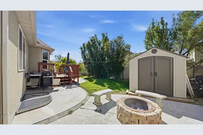 143 W Wrangler Ave, Saratoga Springs, UT 84045 - Photo 32