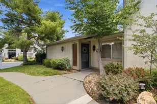 4857 S 1690 E, Holladay, UT 84117 - Photo 2