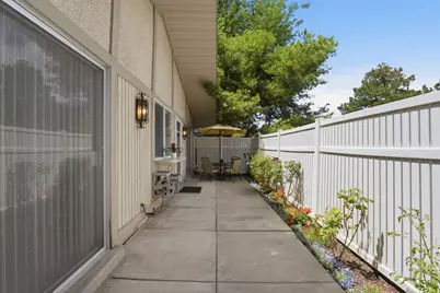 4857 S 1690 E, Holladay, UT 84117 - Photo 20