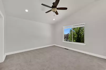 1407 N 3455 W, Clinton, UT 84015 - Photo 26