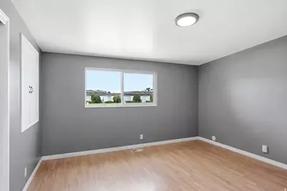3881 S Bonniewood Dr W, West Valley, UT 84119 - Photo 16