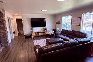 3569 E Rock Creek Rd, Eagle Mountain, UT 84005 - Photo 18