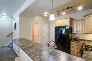 940 W Willow Green Way, Farmington, UT 84025 - Photo 12