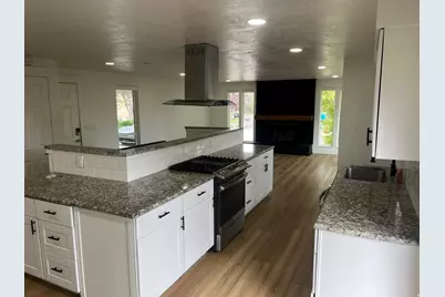 5720 S Oakwood Dr, South Ogden, UT 84405 - Photo 12