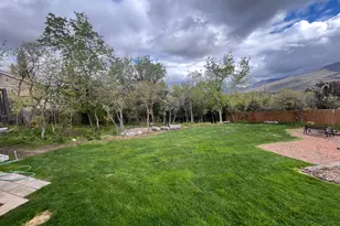 5720 S Oakwood Dr, South Ogden, UT 84405 - Photo 4