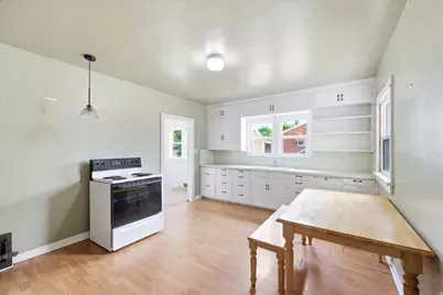 262 W 400 S, Springville, UT 84663 - Photo 10