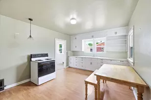 262 W 400 S, Springville, UT 84663 - Photo 10