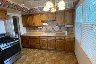 3891 S Grandview Dr E, Ogden, UT 84403 - Photo 6