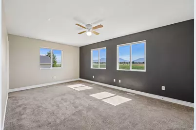 2359 S 3300 W, Syracuse, UT 84075 - Photo 10