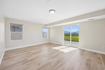 2359 S 3300 W, Syracuse, UT 84075 - Photo 8