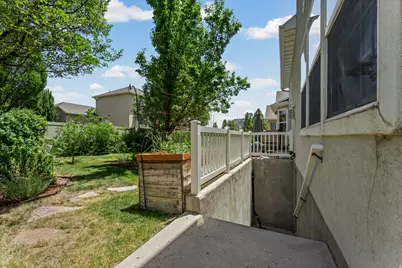 2242 N 2450 W, Lehi, UT 84048 - Photo 32