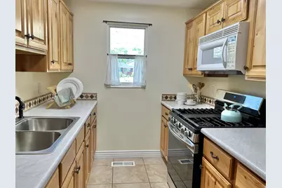 624 E Cutler, Springville, UT 84663 - Photo 6