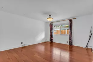 5629 S Laurelwood St, Holladay, UT 84121 - Photo 16