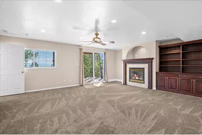 254 E 1825 N, Centerville, UT 84014 - Photo 38