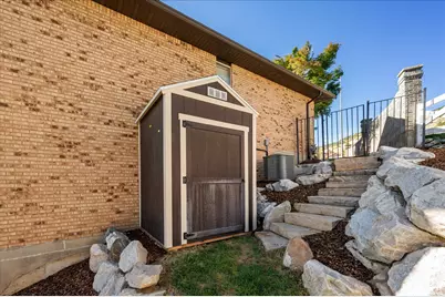 254 E 1825 N, Centerville, UT 84014 - Photo 78